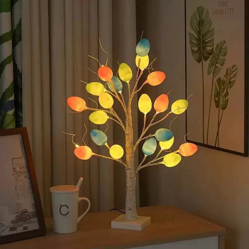 Bordmodel birketræ med 24 LED-oplyste æg