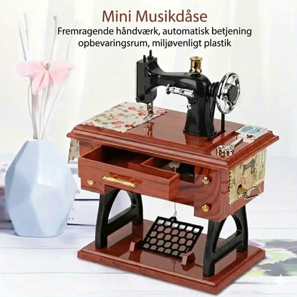Minisymaskine-spilledåse i træ